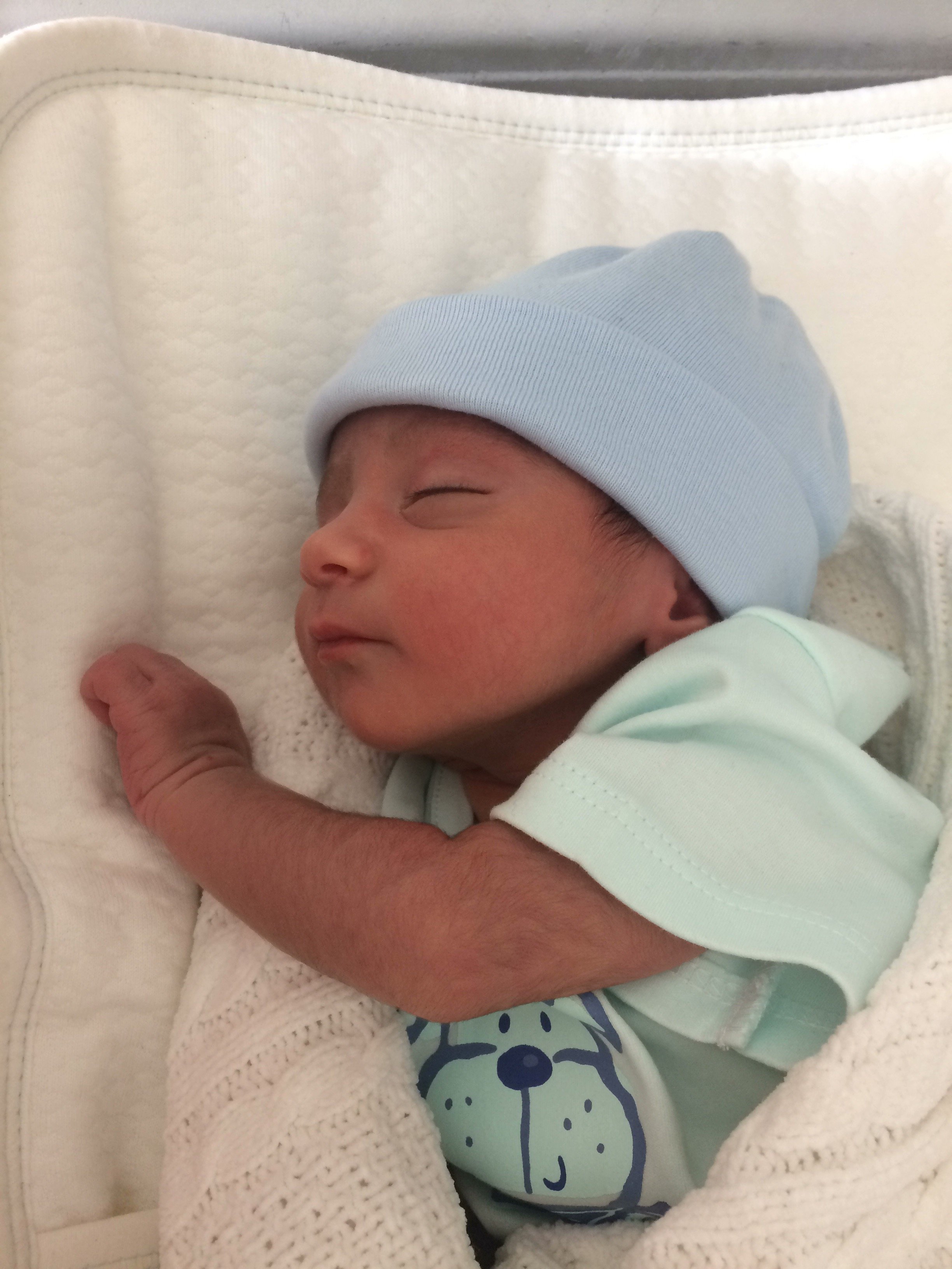 یک ماهگی نوزاد ياشار پورياتبار