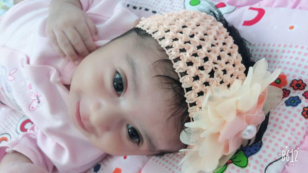 یک ماهگی نوزاد لناعليزاده