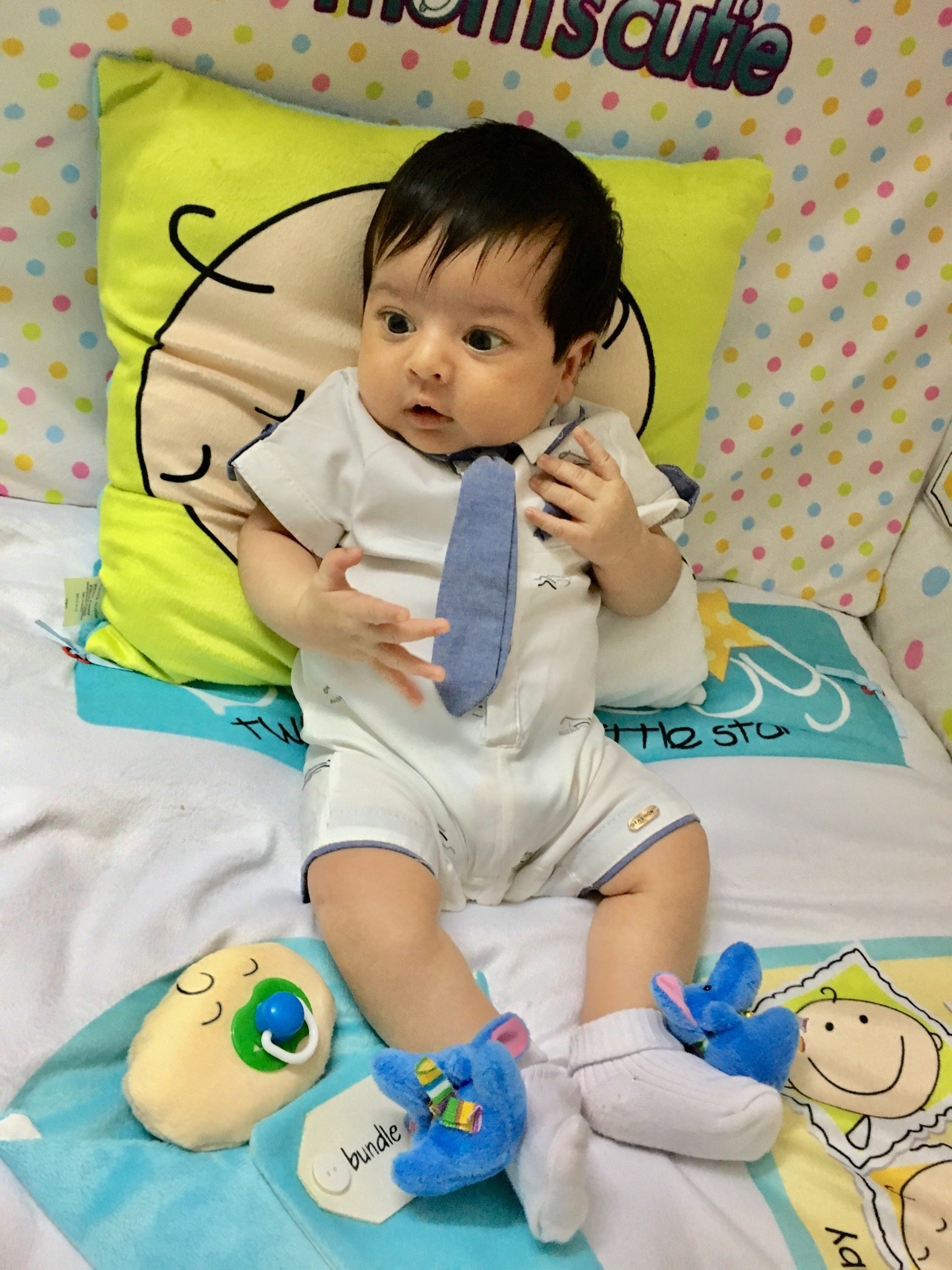 یک ماهگی نوزاد پوريابهاء