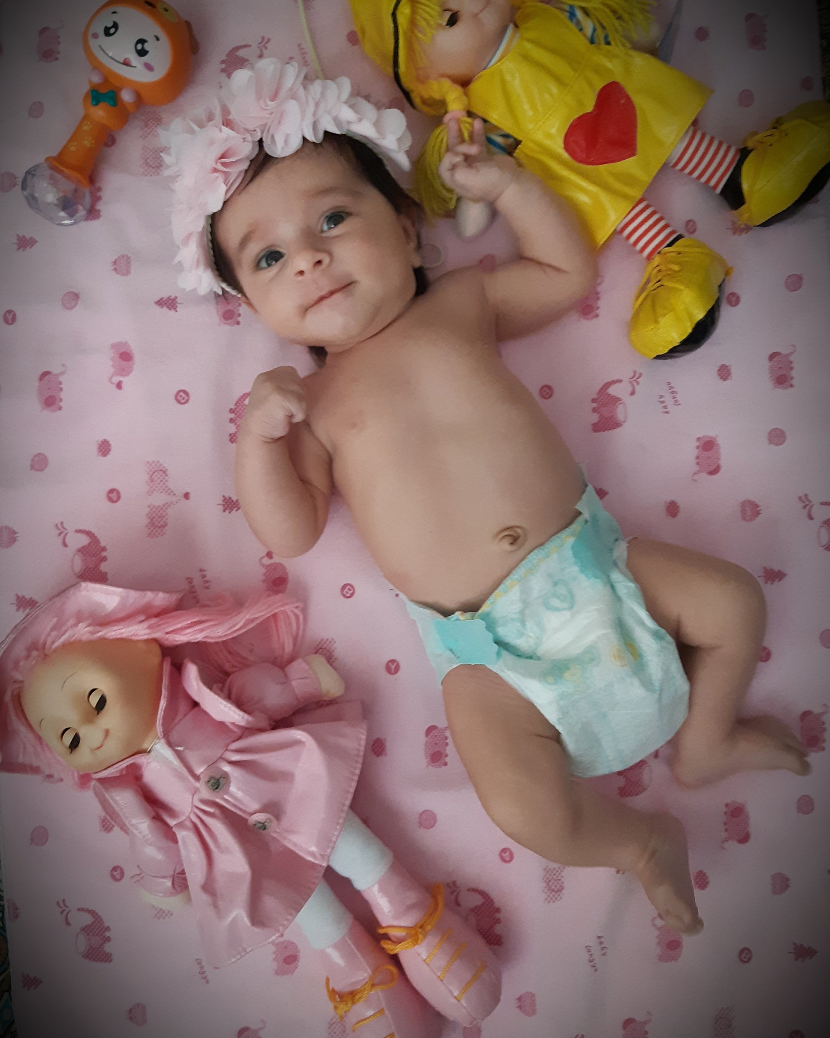 یک ماهگی نوزاد نگار آشفته پور