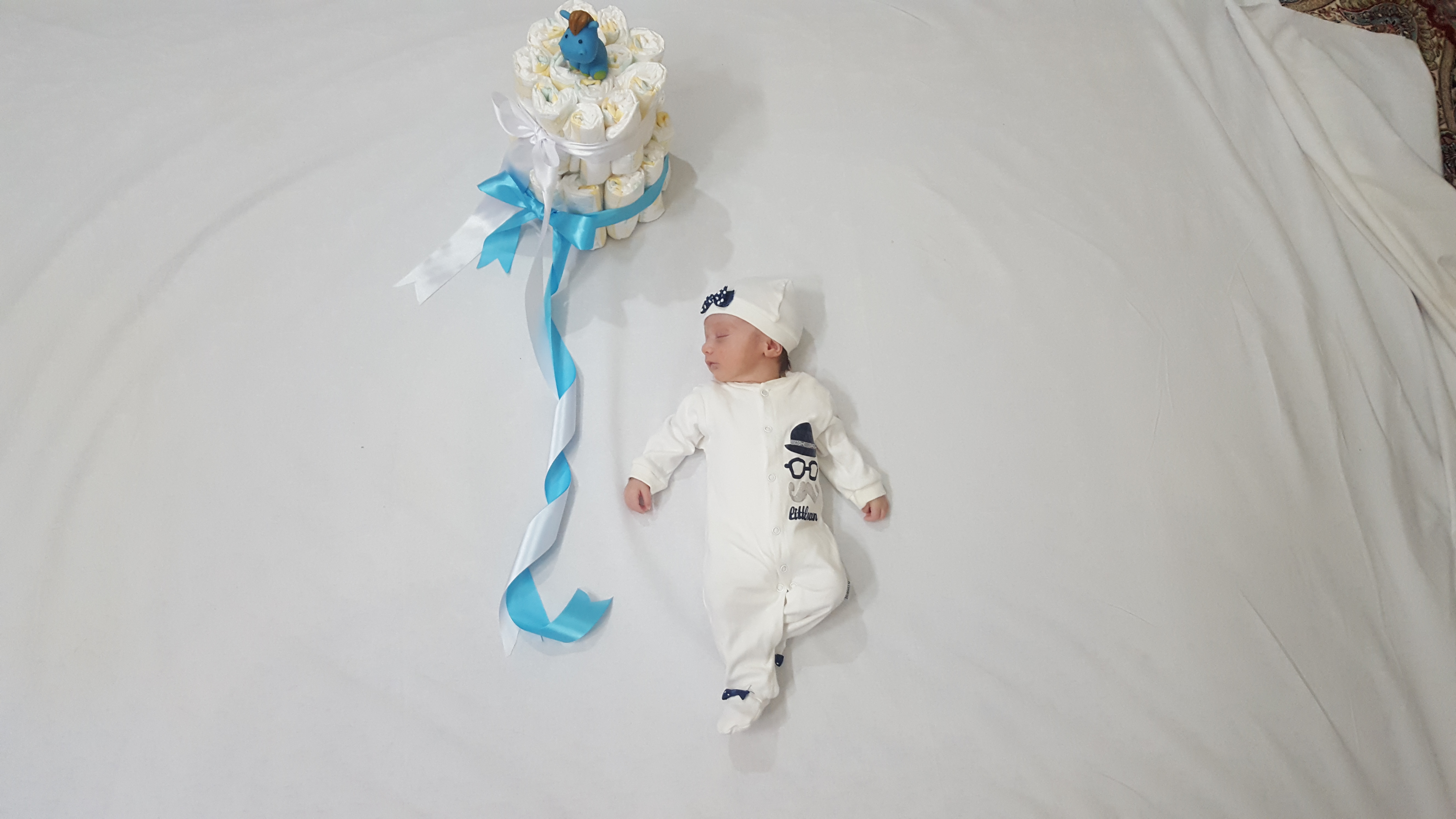 یک ماهگی نوزاد راستین درویشی