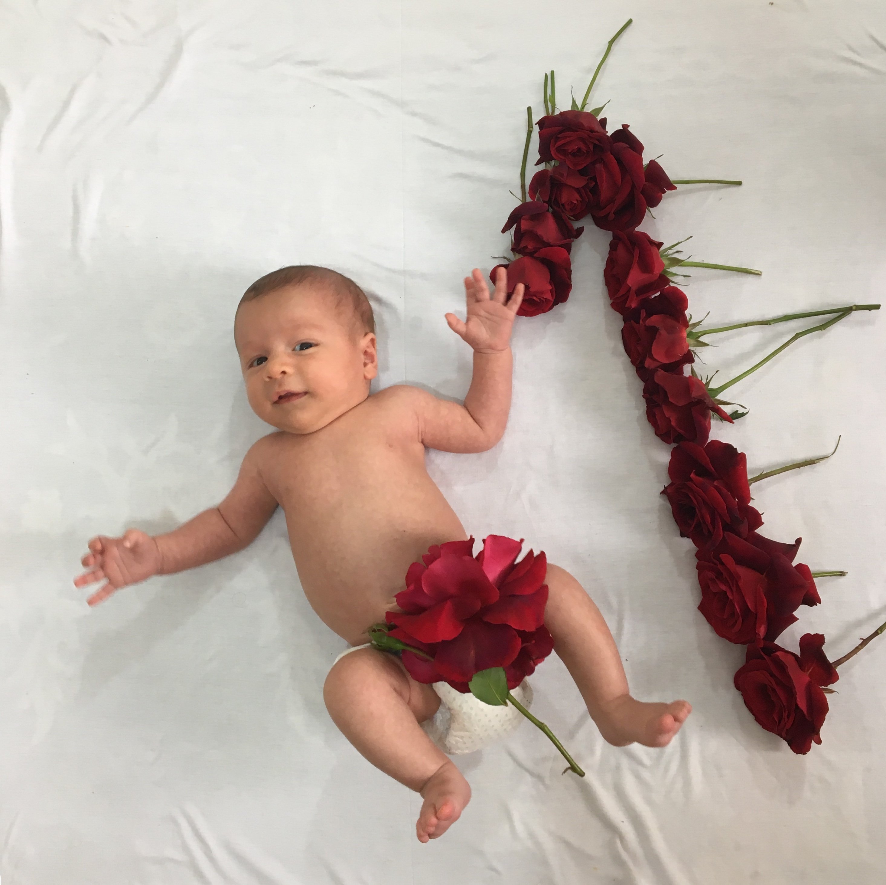 یک ماهگی نوزاد علی اسماعیل زاده