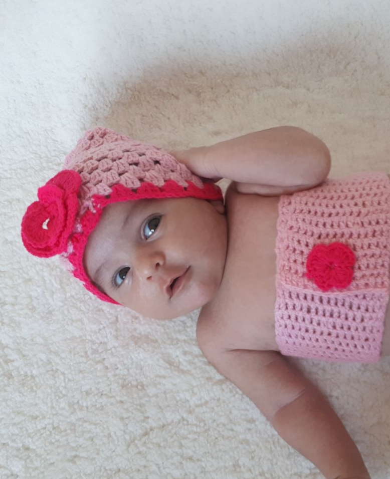 یک ماهگی نوزاد آوا شاهون وند