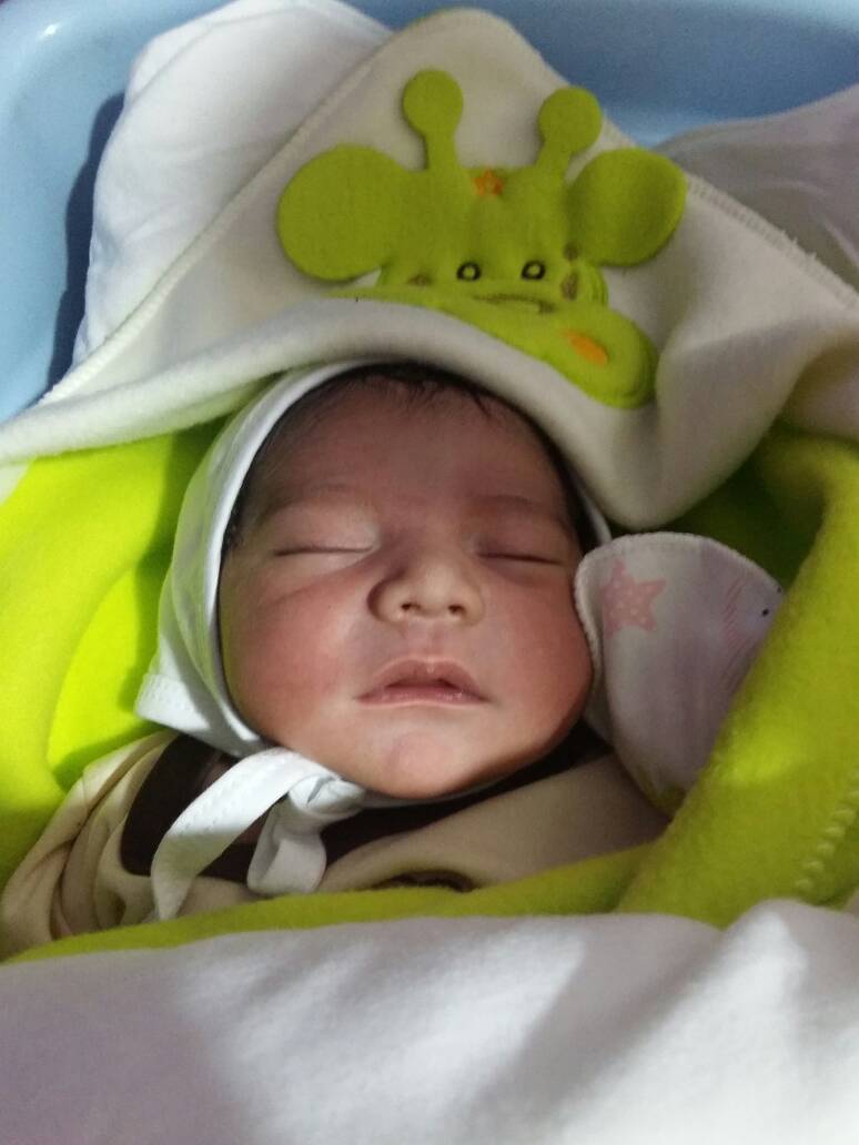 متولد شدن نوزاد آراد یارالهی