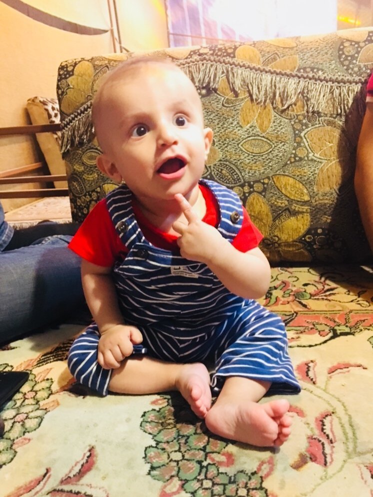 اولین نشستن نوزاد مهرسام ميري