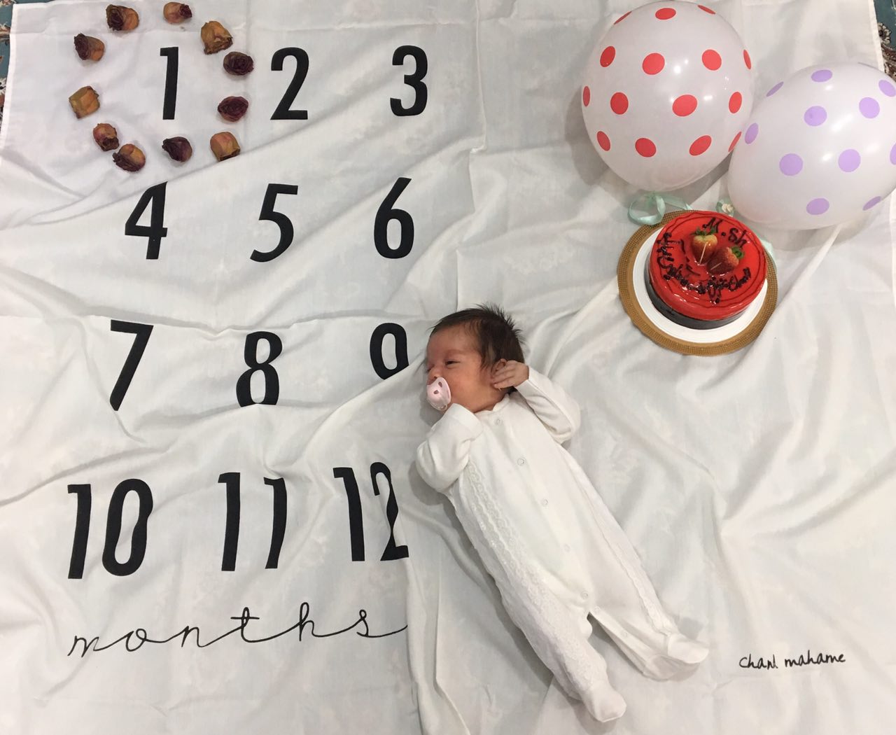 پارچه ماهگرد نوزاد طرح کلاسیک هیراد پورعسگری