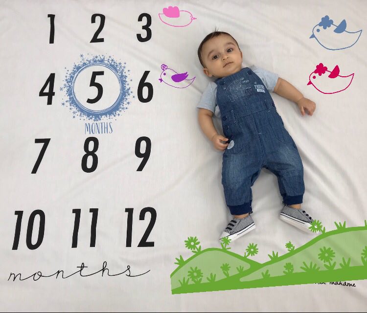 پارچه ماهگرد نوزاد طرح کلاسیک هیراد پورعسگری