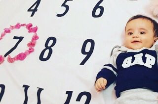 پارچه ماهگرد نوزاد طرح کلاسیک هیراد پورعسگری