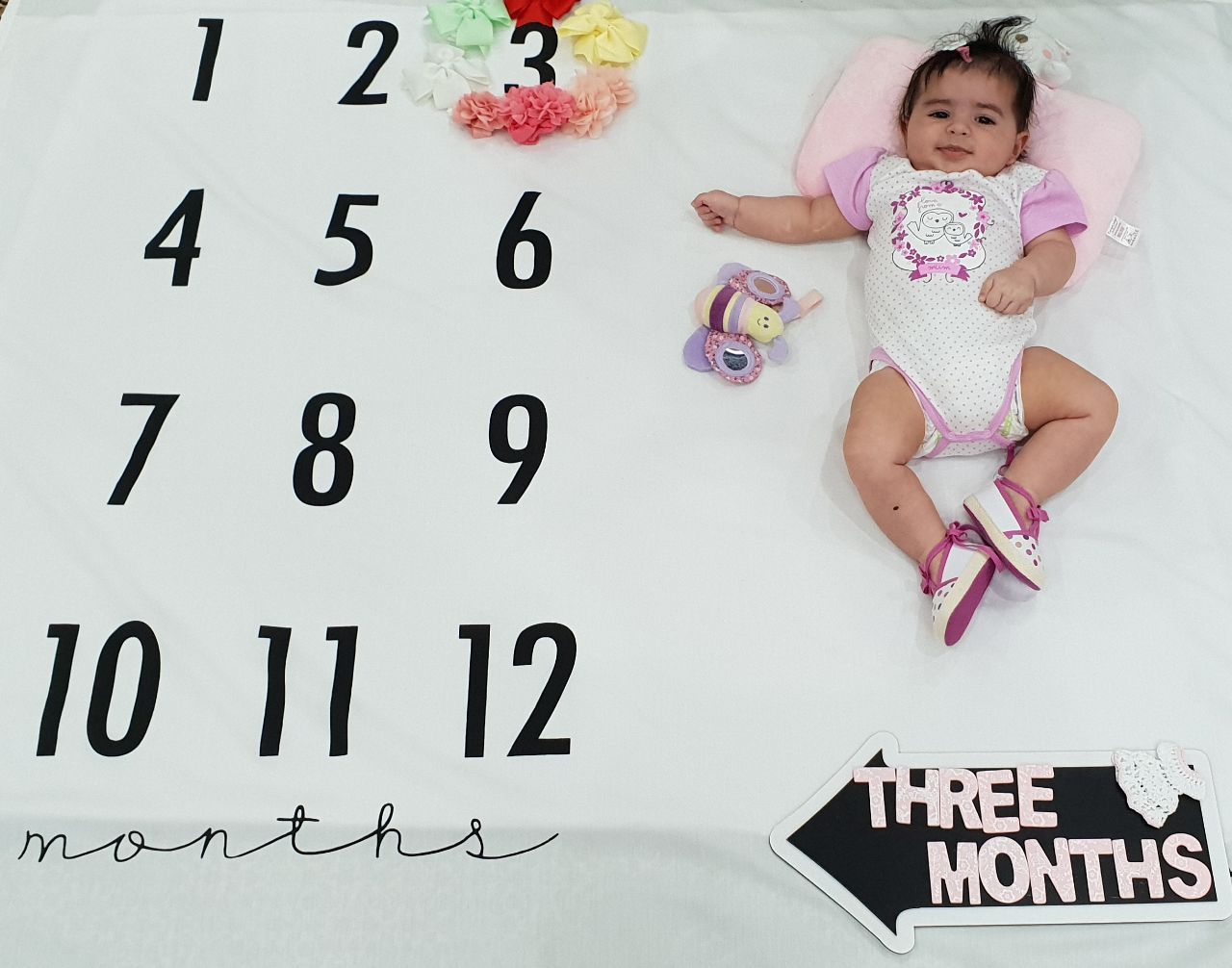 پارچه ماهگرد نوزاد طرح کلاسیک هیراد پورعسگری