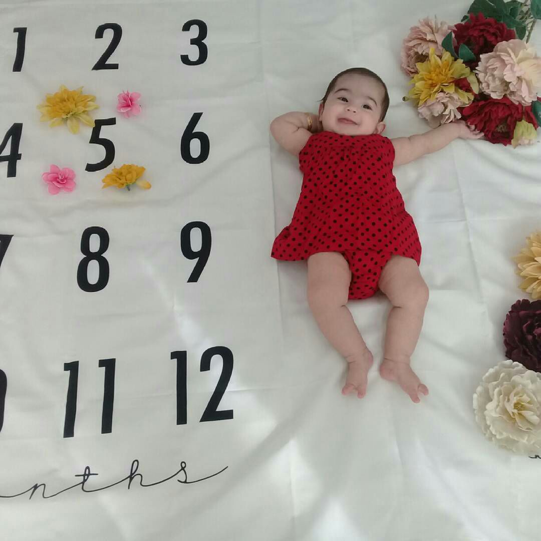 پارچه ماهگرد نوزاد طرح کلاسیک هیراد پورعسگری