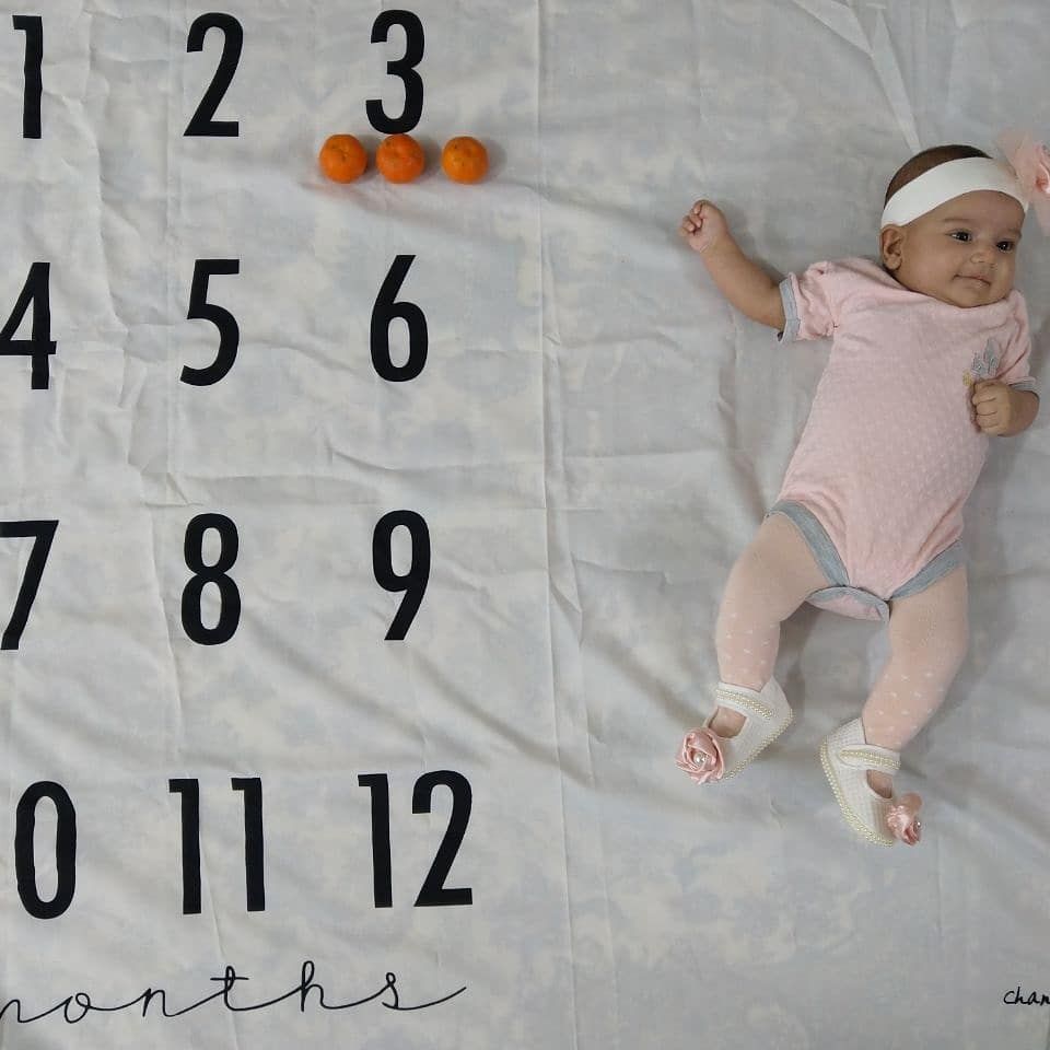 پارچه ماهگرد نوزاد طرح کلاسیک هیراد پورعسگری