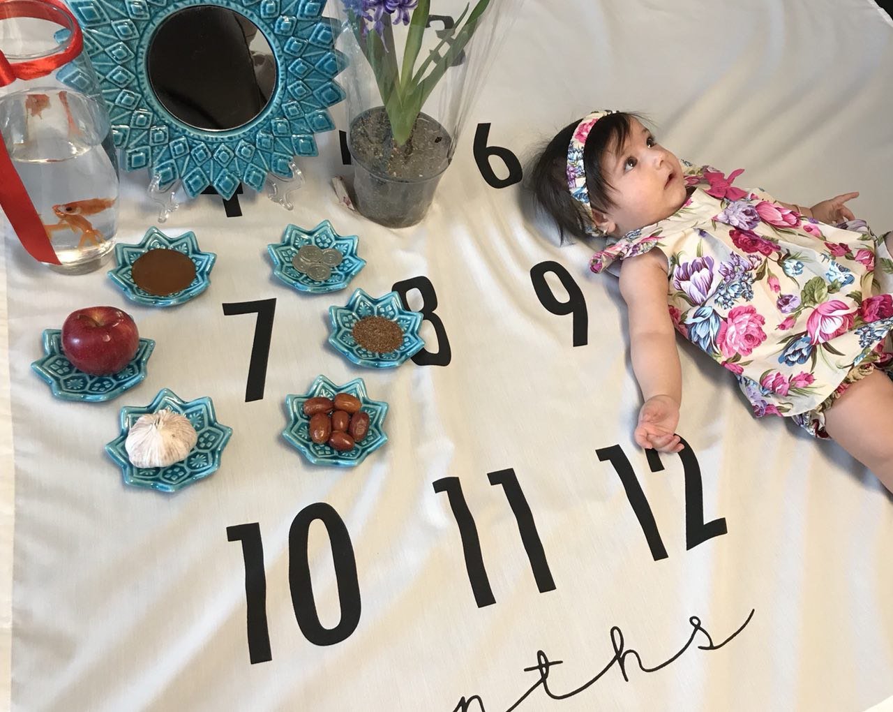 پارچه ماهگرد نوزاد طرح کلاسیک هیراد پورعسگری