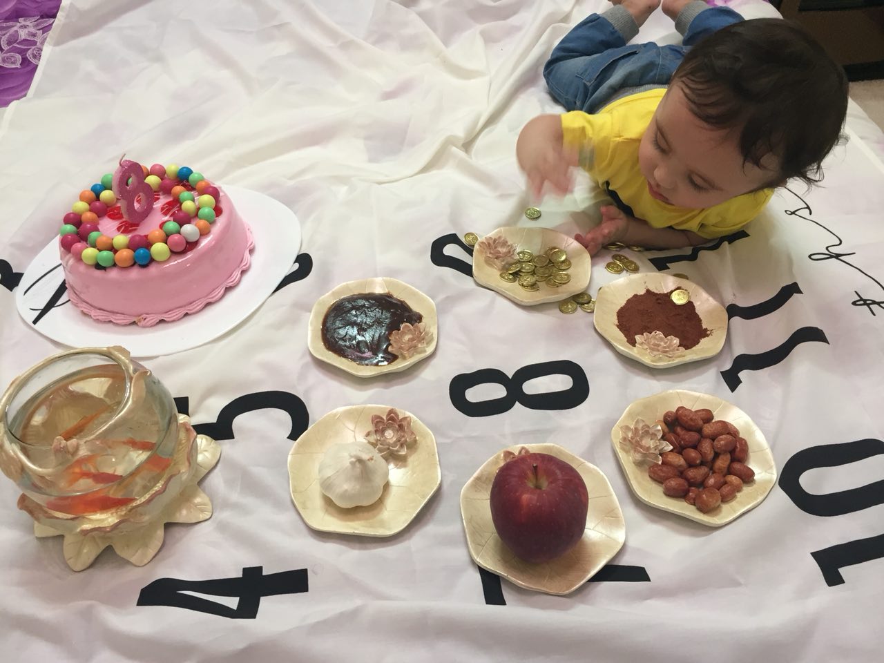 پارچه ماهگرد نوزاد طرح کلاسیک هیراد پورعسگری