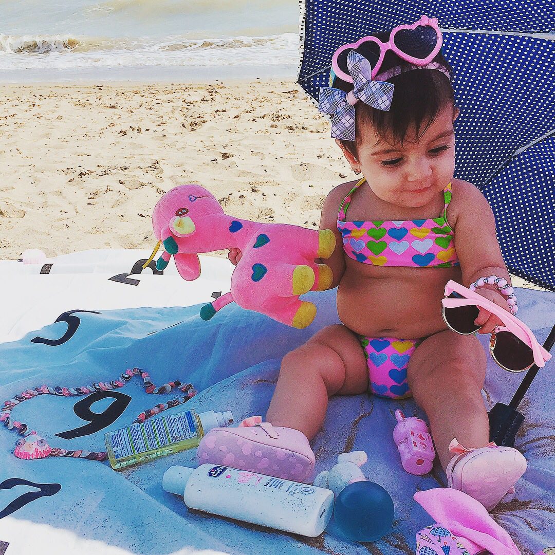 عکس نوزاد در سفر هیراد پورعسگری