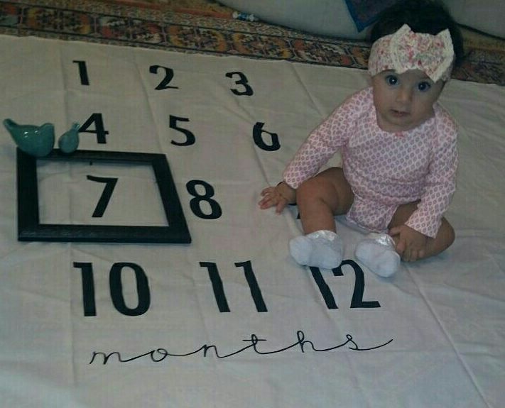 پارچه ماهگرد نوزاد طرح کلاسیک هیراد پورعسگری