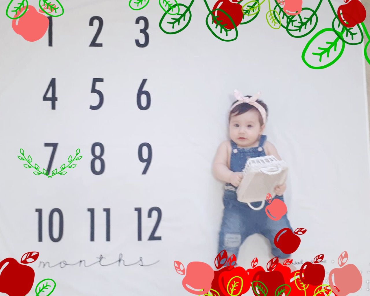 پارچه ماهگرد نوزاد طرح کلاسیک هیراد پورعسگری