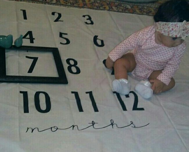 پارچه ماهگرد نوزاد طرح کلاسیک هیراد پورعسگری