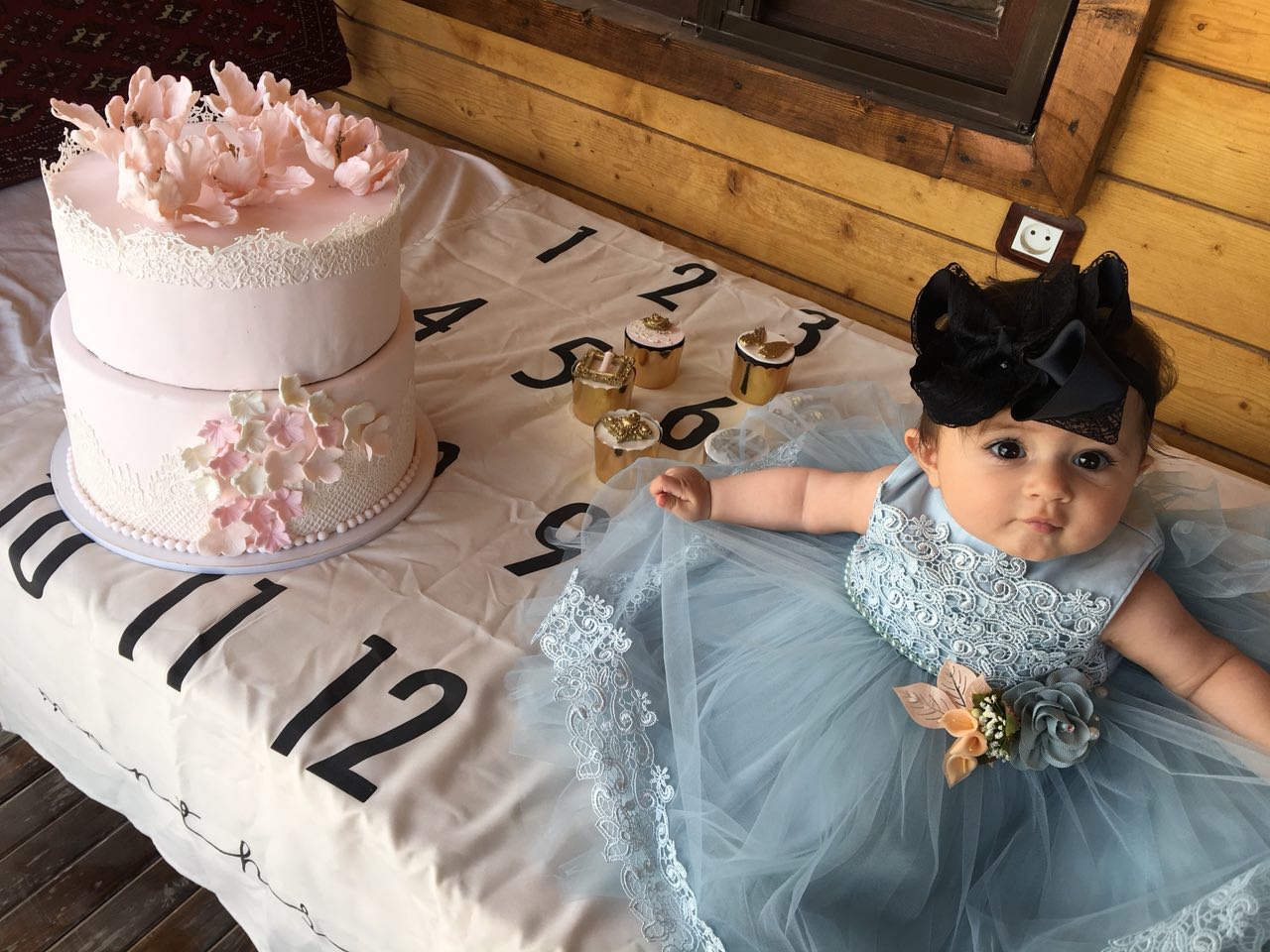 پارچه ماهگرد نوزاد طرح کلاسیک هیراد پورعسگری