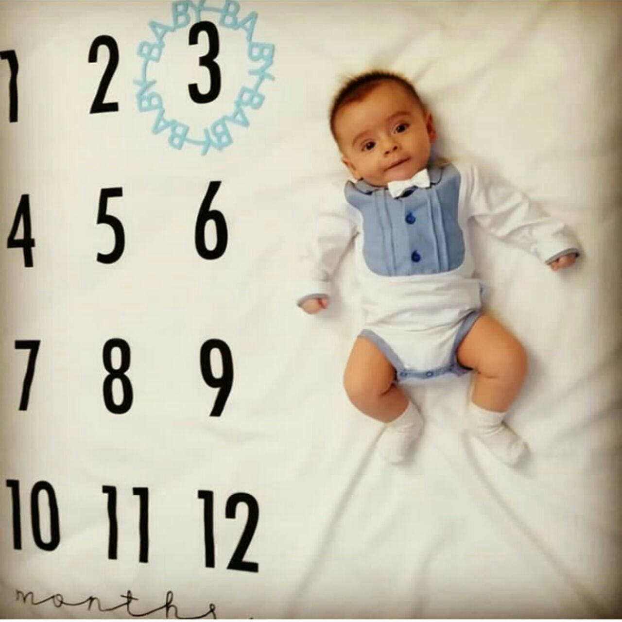 پارچه ماهگرد نوزاد طرح کلاسیک هیراد پورعسگری