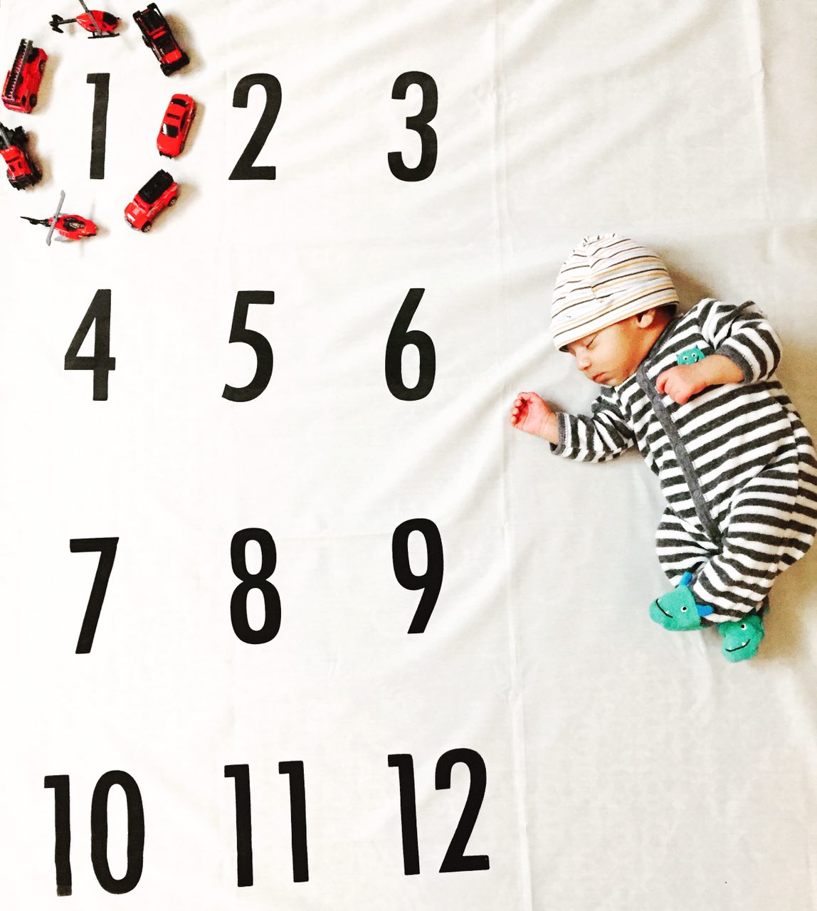 یک ماهگی نوزاد هیراد پورعسگری