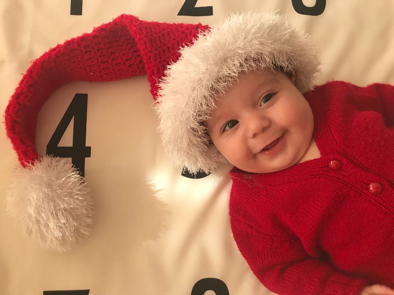 چهار ماهگی نوزاد هیراد پورعسگری