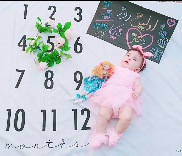 پارچه ماهگرد نوزاد طرح کلاسیک هیراد پورعسگری