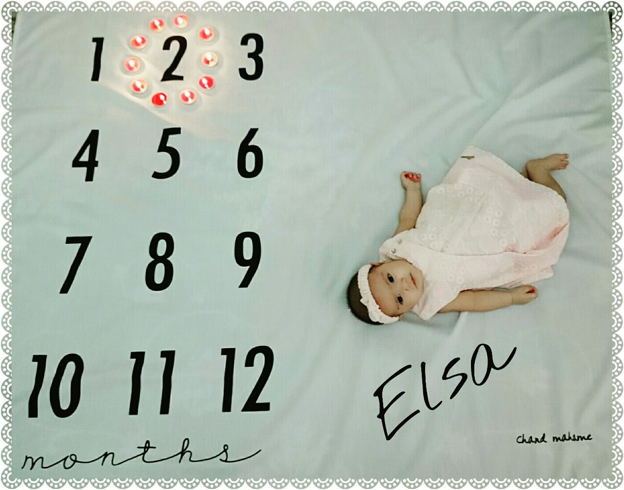 پارچه ماهگرد نوزاد طرح کلاسیک هیراد پورعسگری