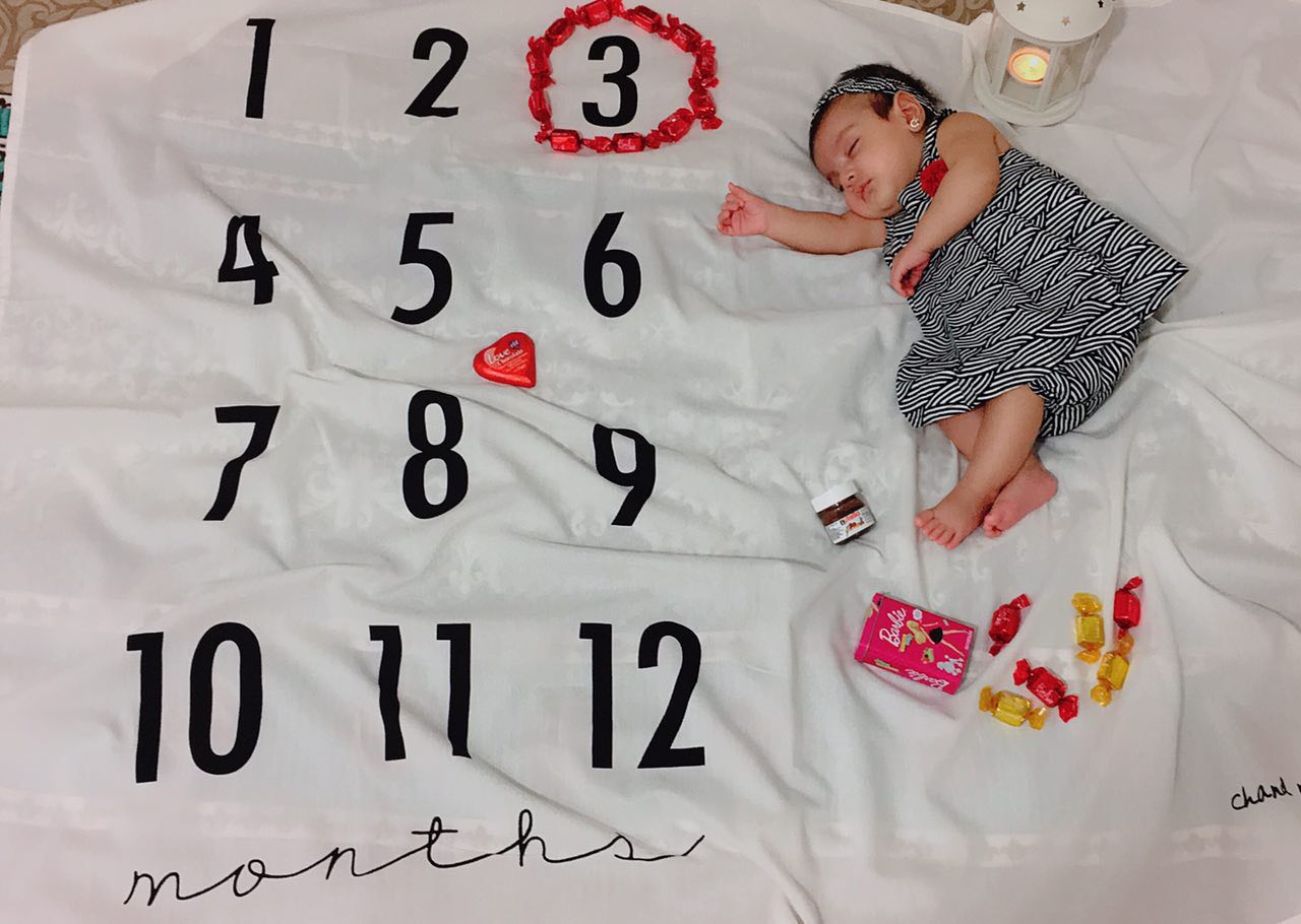 پارچه ماهگرد نوزاد طرح کلاسیک هیراد پورعسگری