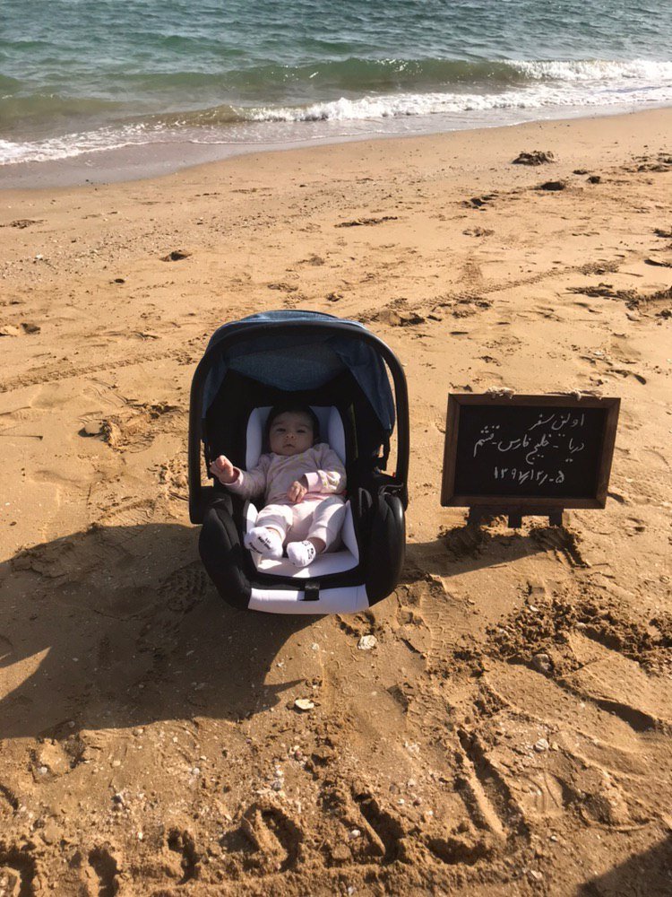 عکس نوزاد در سفر هیراد پورعسگری