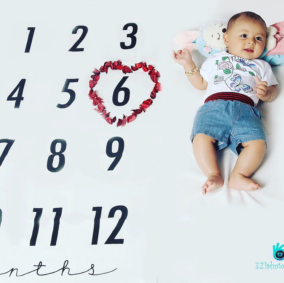 پارچه ماهگرد نوزاد طرح کلاسیک هیراد پورعسگری