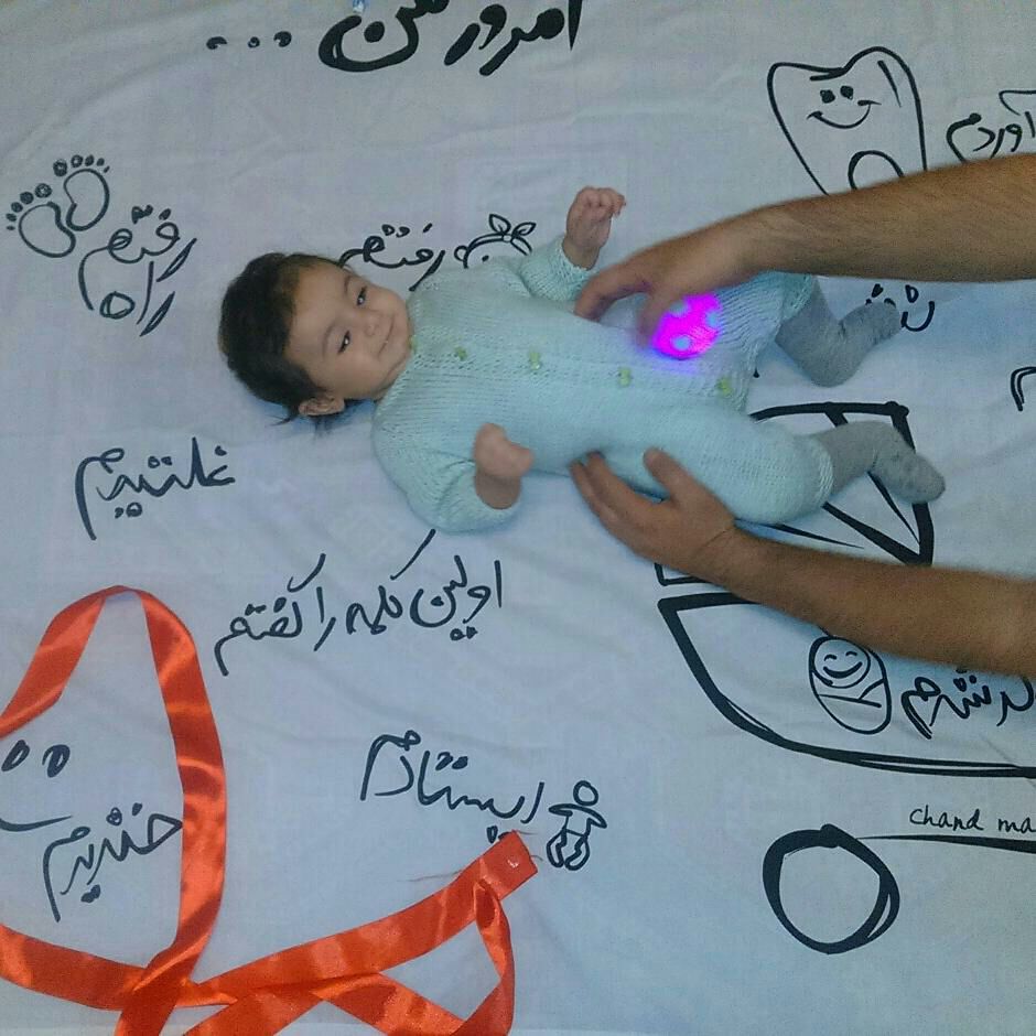 اولین خنده نوزاد هیراد پورعسگری