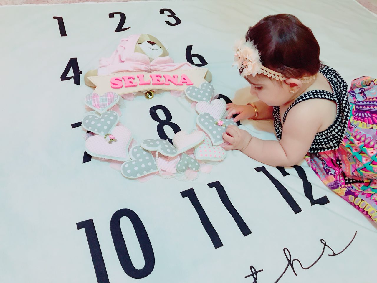 پارچه ماهگرد نوزاد طرح کلاسیک هیراد پورعسگری