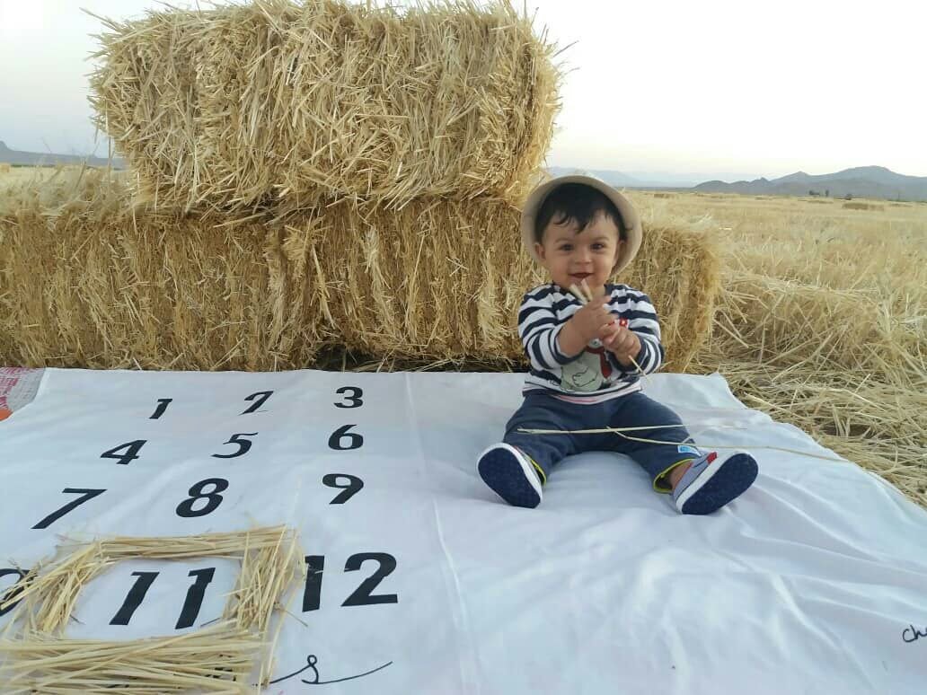 پارچه ماهگرد نوزاد طرح کلاسیک هیراد پورعسگری