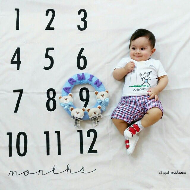 پارچه ماهگرد نوزاد طرح کلاسیک هیراد پورعسگری