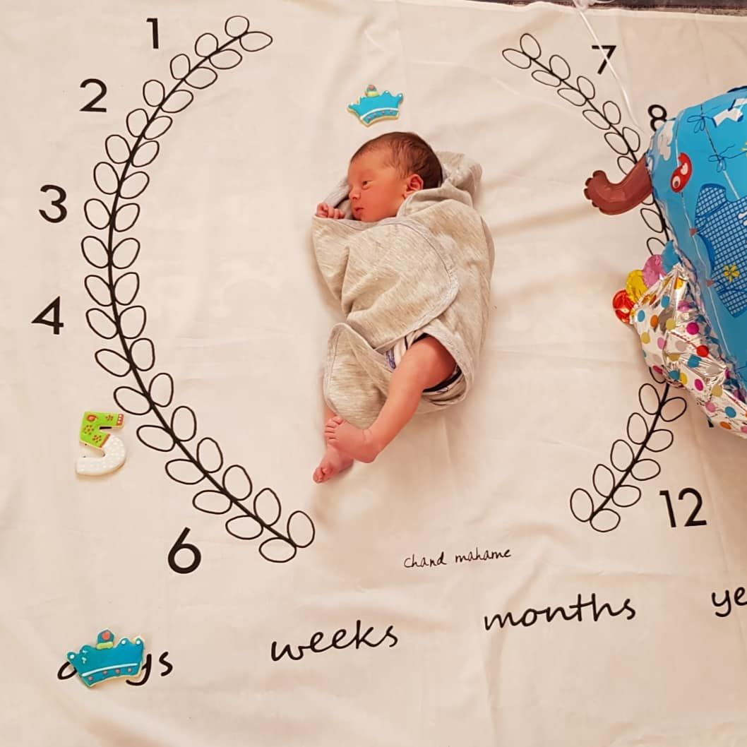 یک ماهگی نوزاد هیراد پورعسگری