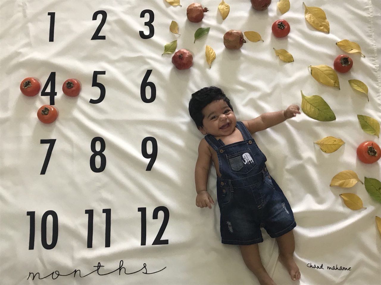 پارچه ماهگرد نوزاد طرح کلاسیک هیراد پورعسگری