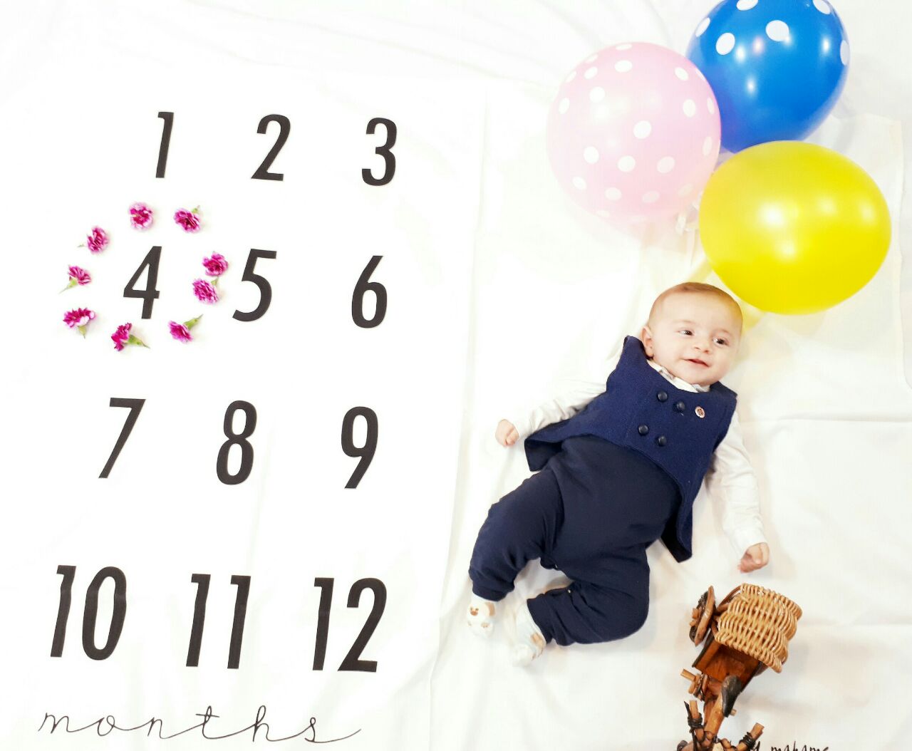 چهار ماهگی نوزاد هیراد پورعسگری