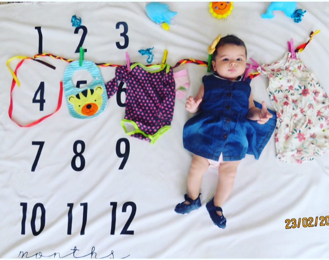 پارچه ماهگرد نوزاد طرح کلاسیک هیراد پورعسگری