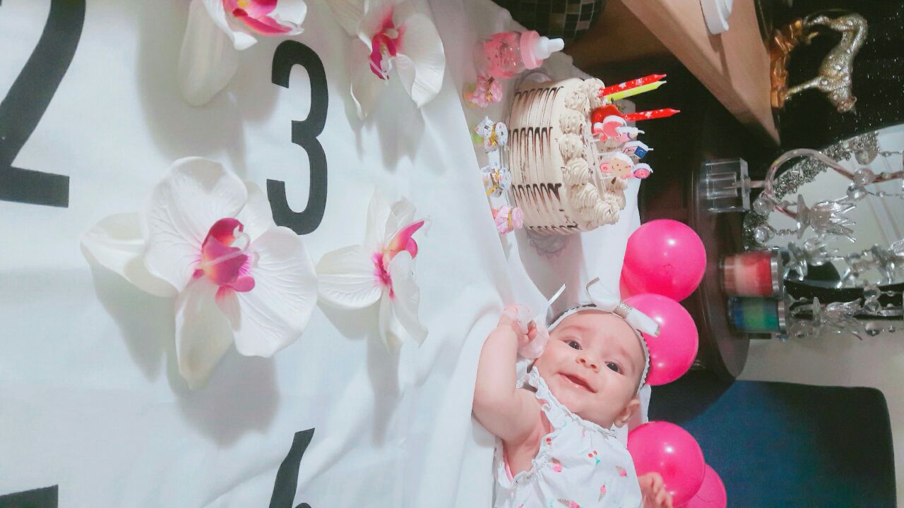 عکس نوزاد دختر هیراد پورعسگری