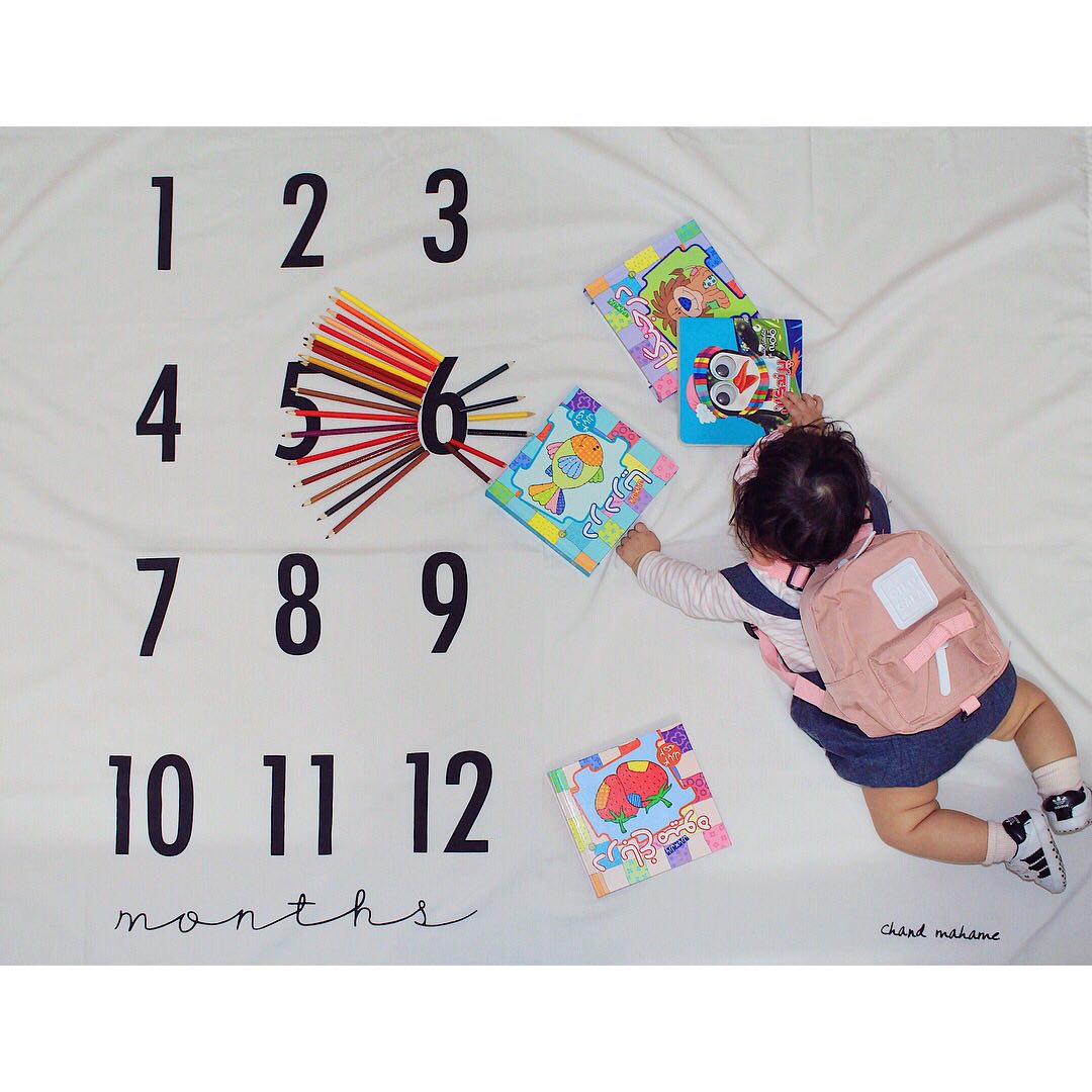 پارچه ماهگرد نوزاد طرح کلاسیک هیراد پورعسگری