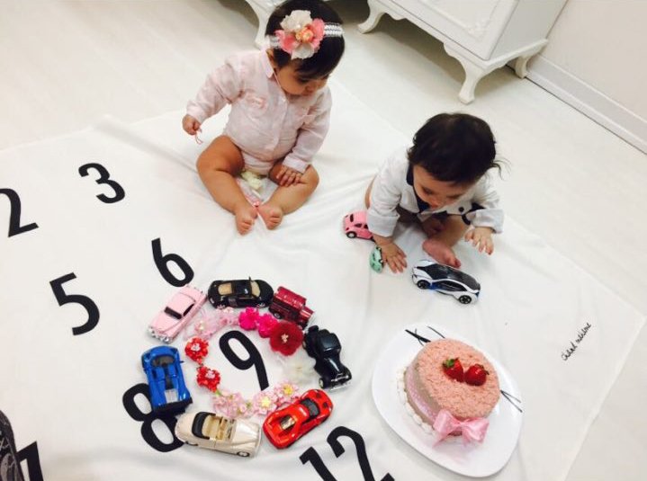 پارچه ماهگرد نوزاد طرح کلاسیک هیراد پورعسگری