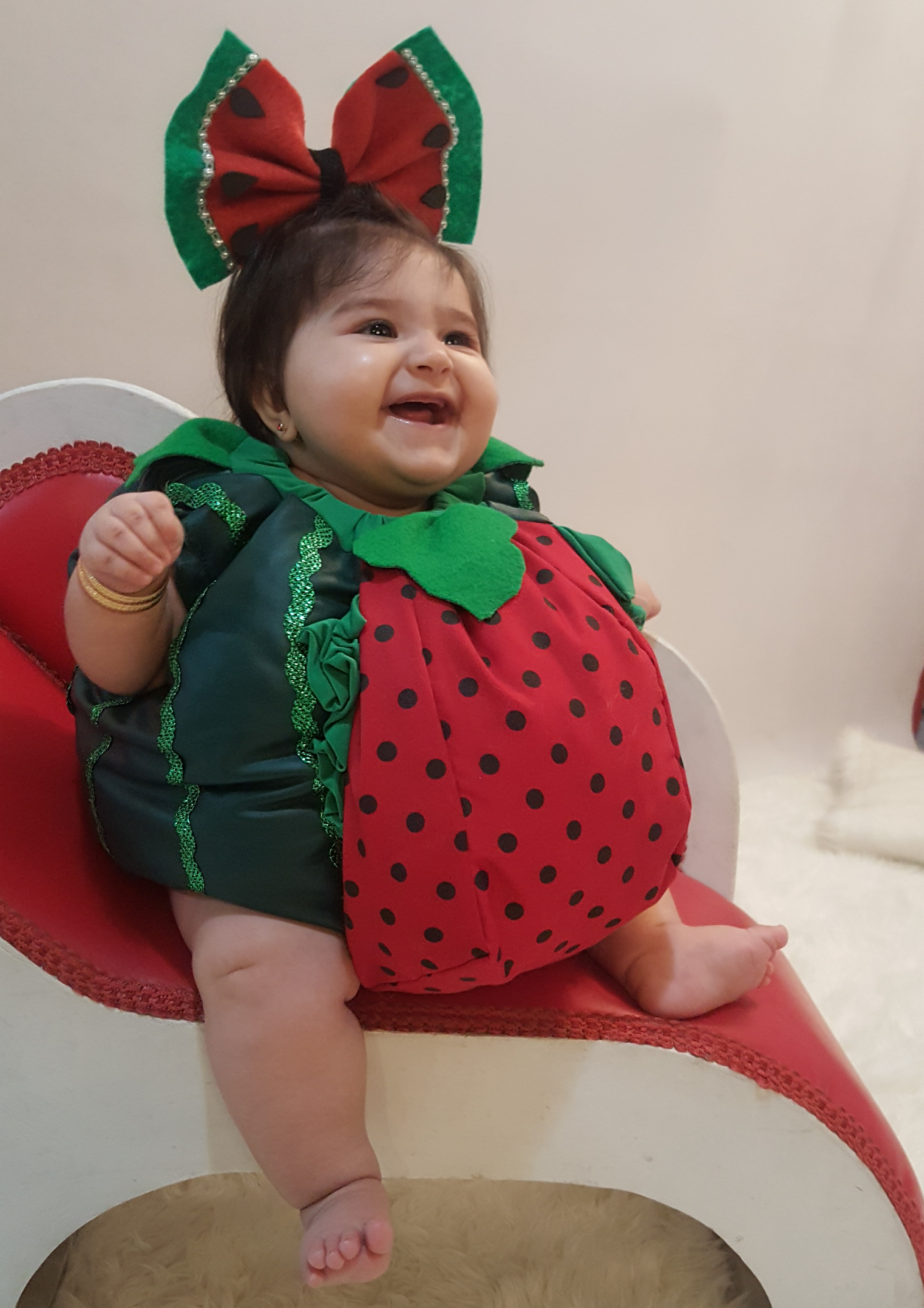 هشت ماهگی نوزاد دلنیا فیروزیان