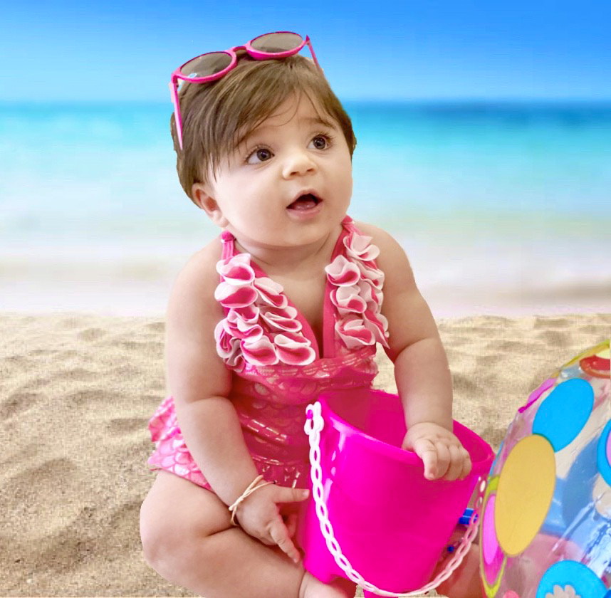 ایستادن نوزاد بنيتا عسگرى