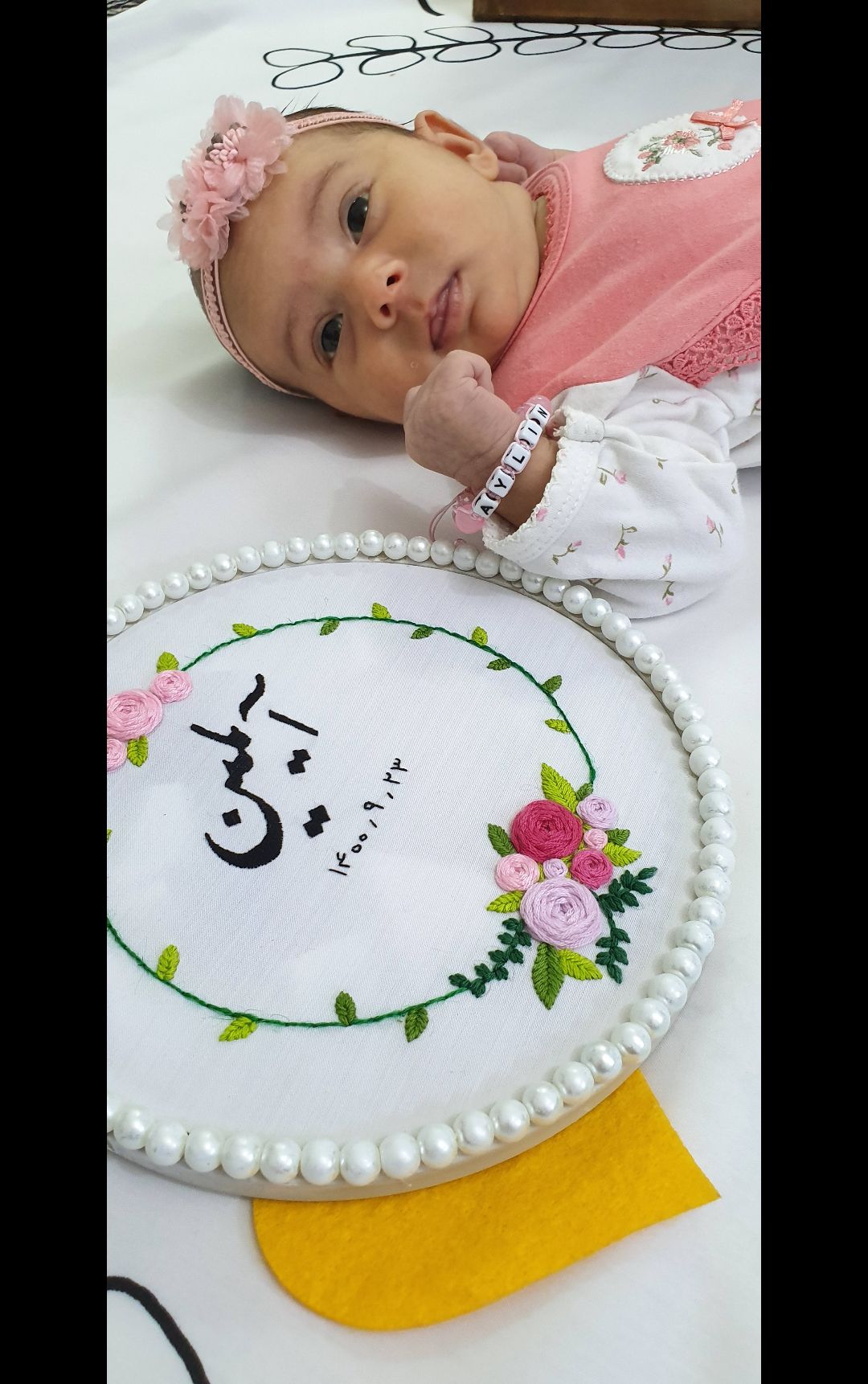 یک ماهگی نوزاد رادین و آیلین اسکندرزاده