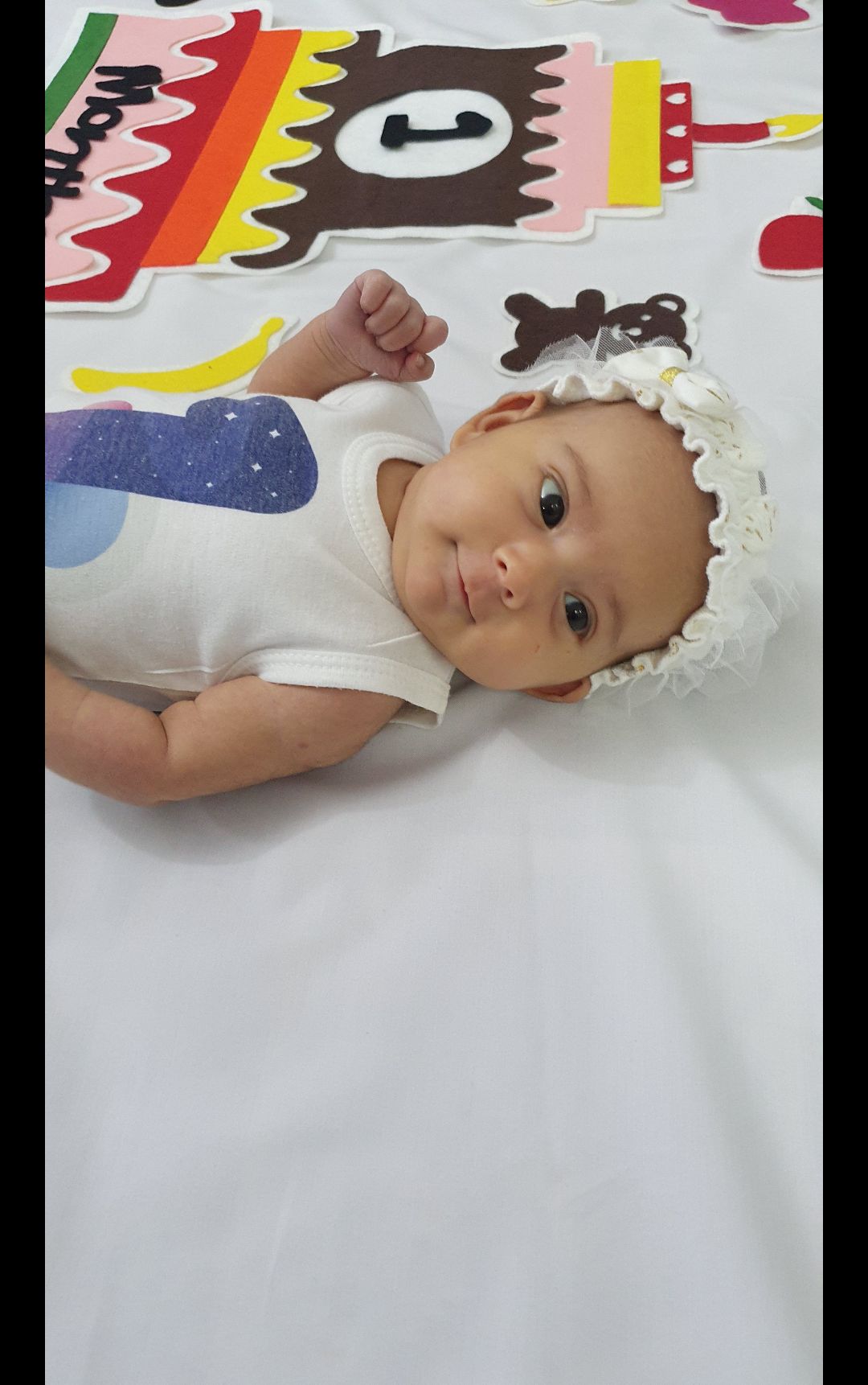 یک ماهگی نوزاد رادین و آیلین اسکندرزاده