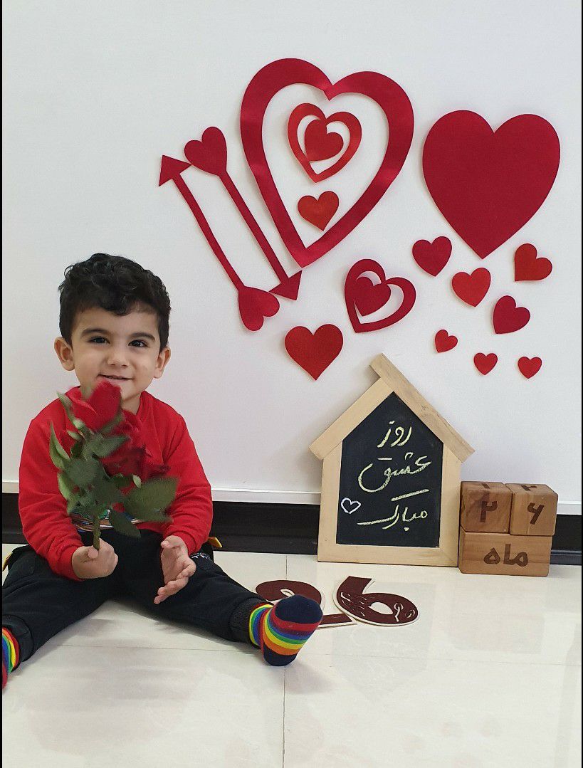 جشن ولنتاین کودک رادین و آیلین اسکندرزاده