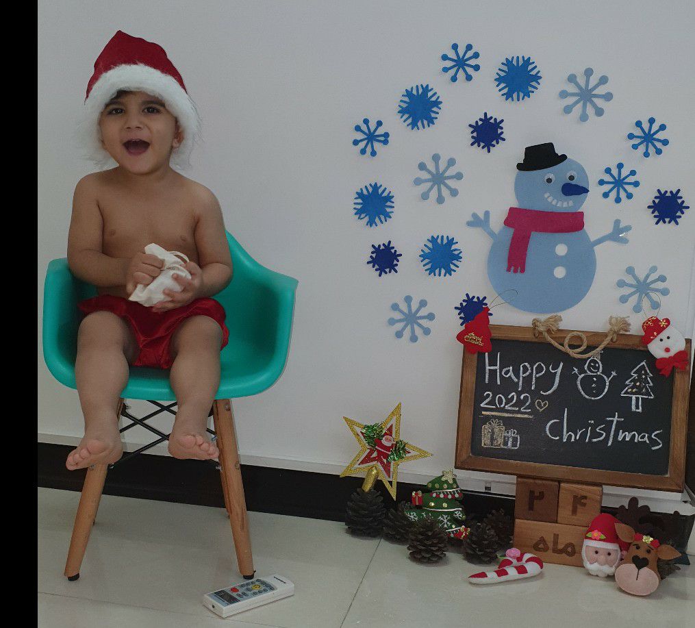 جشن کریسمس کودک رادین و آیلین اسکندرزاده