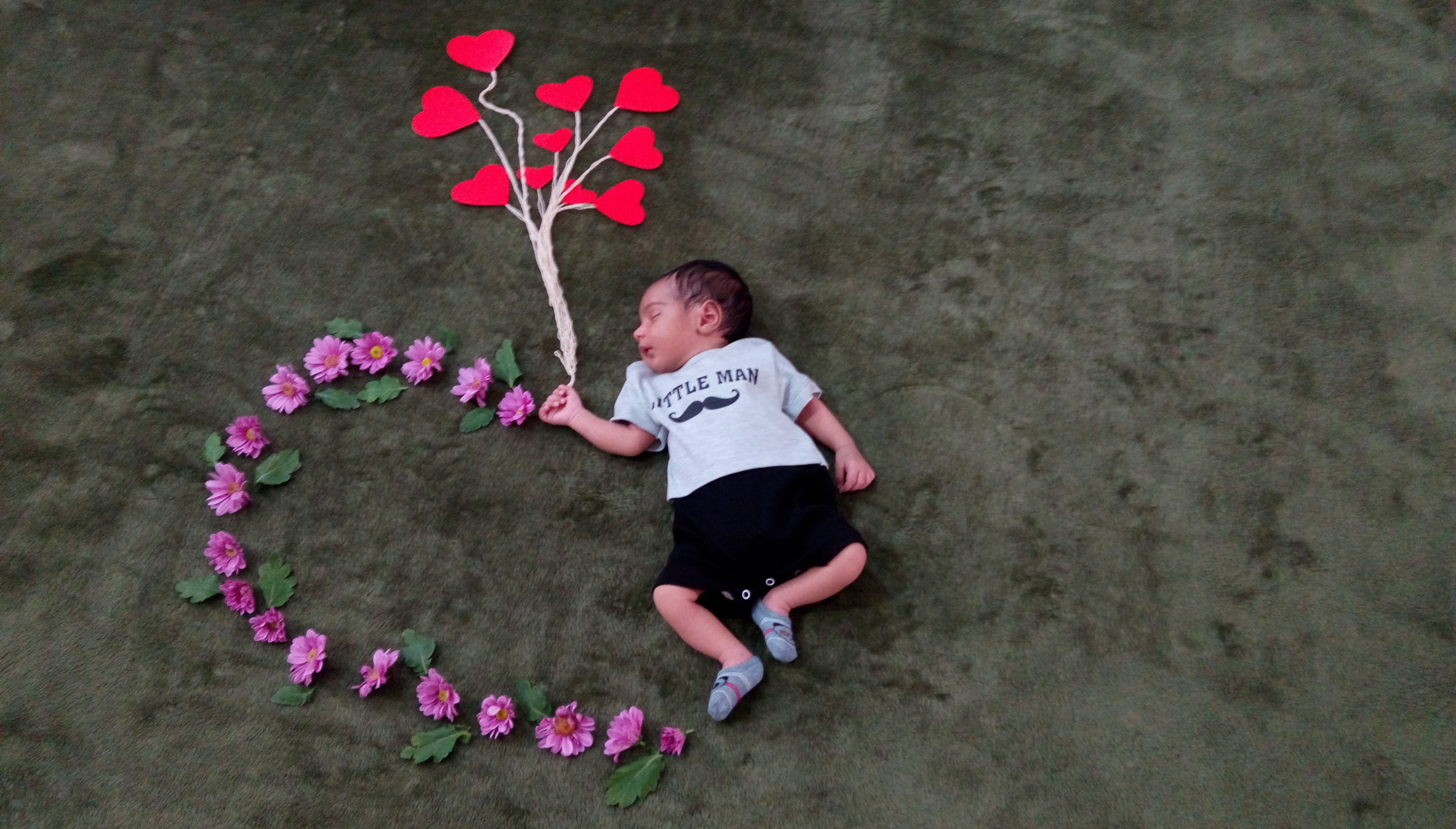 یک ماهگی نوزاد آرسام غلامی