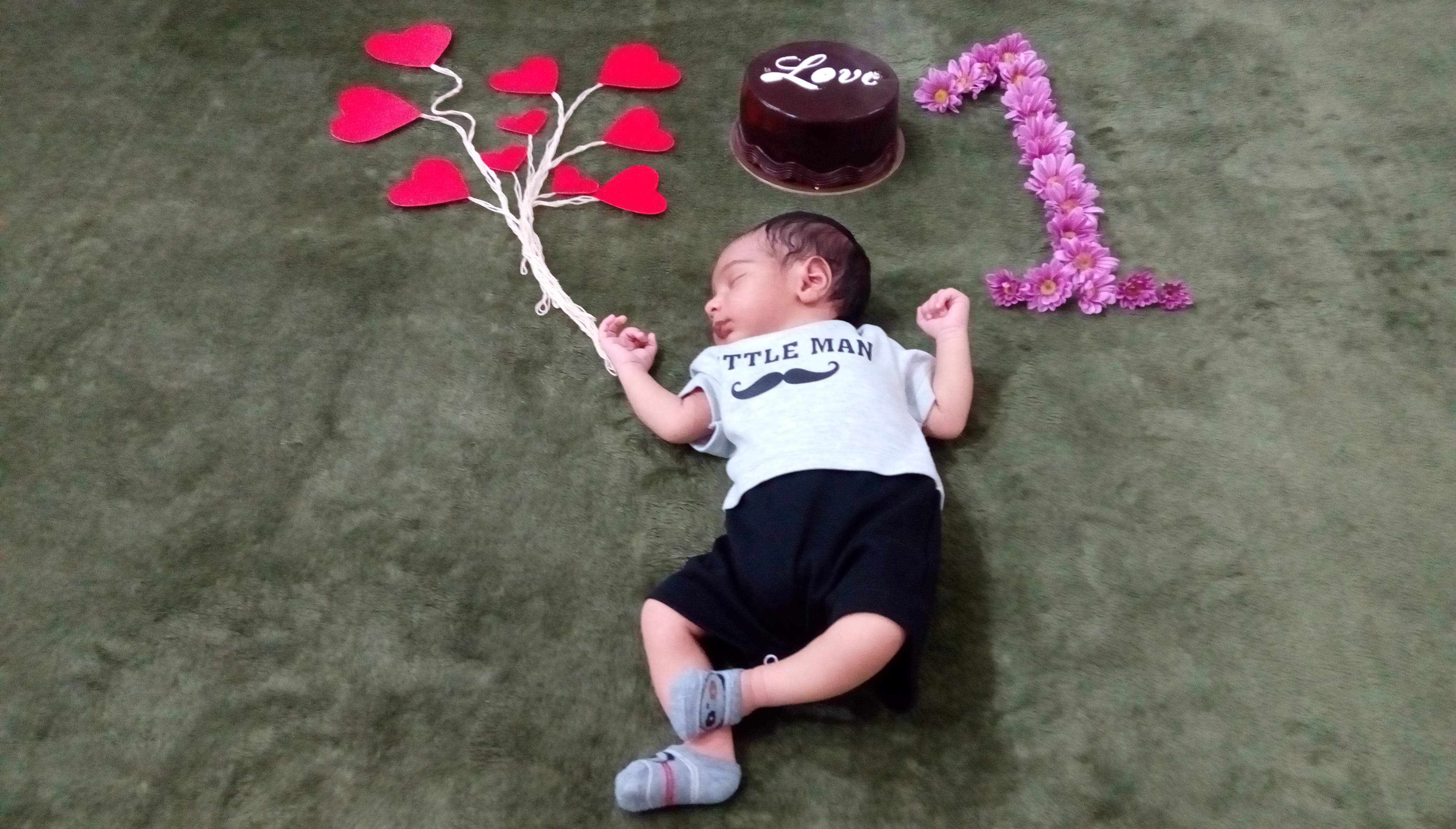 یک ماهگی نوزاد آرسام غلامی