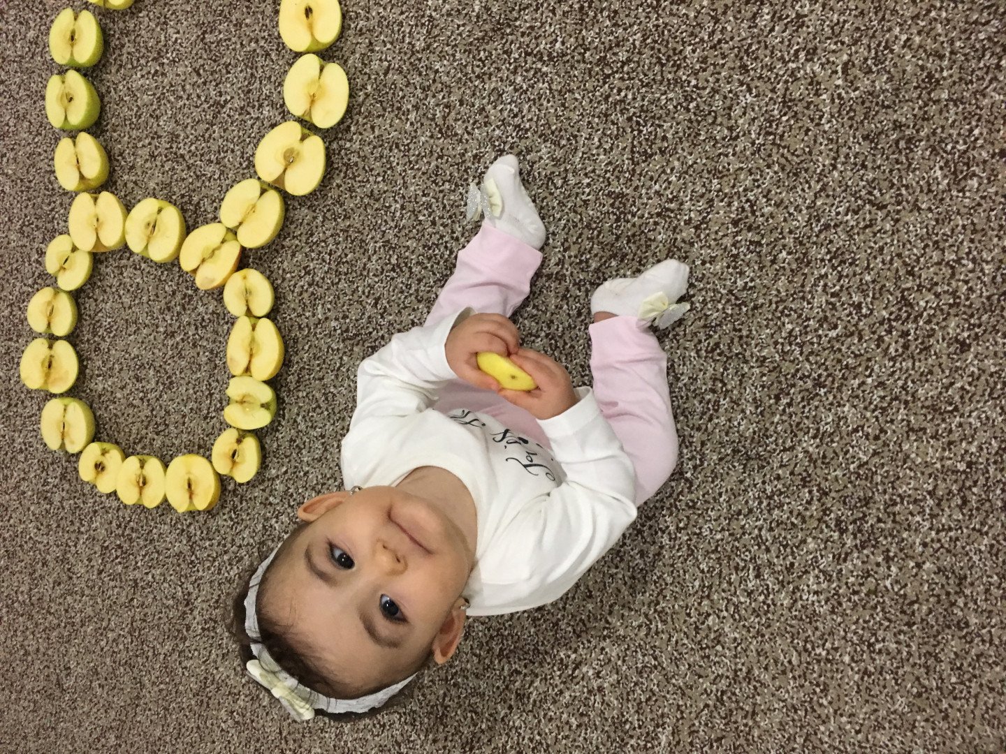 هشت ماهگی من همتا حسن بابایی